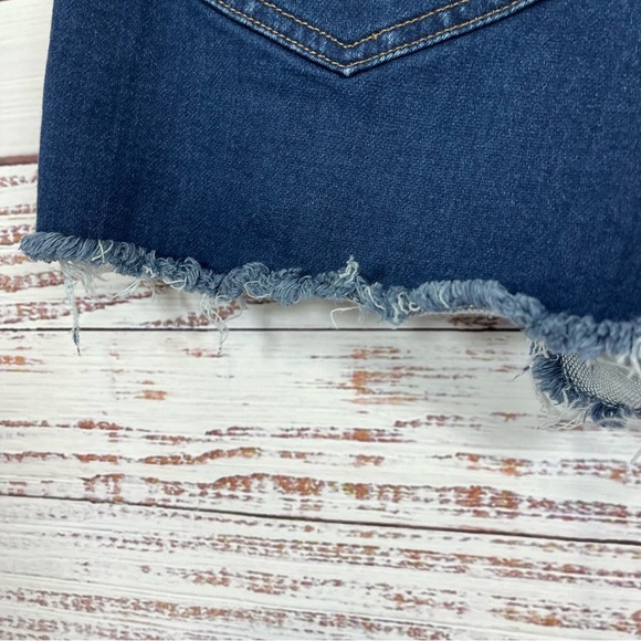 Express Super High Rise Mom Distressed Jean Shorts - Picture 8 of 16